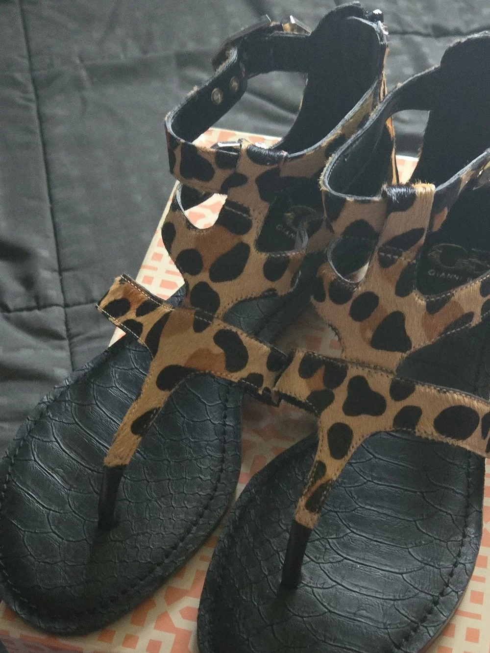 Gianni Bini Leopard Print T-Strap Sandals - Black & Brown